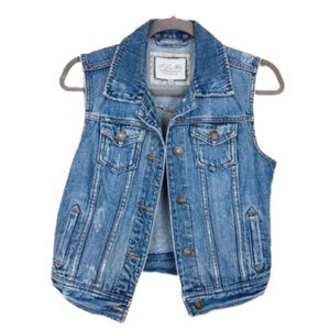 I love H81 blue Jean crop vest with pockets